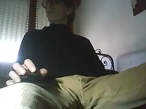Snapshot of Moro_ra chatting on 03/06/26, 01:07 Moro ra online show from 03/06/26, 01:07
