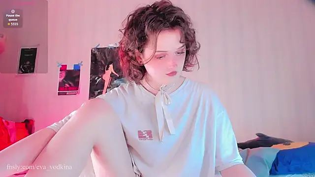 eva vodkina online show from 07/25/26, 11:35