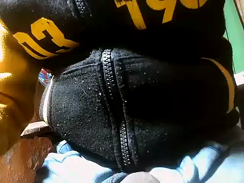 desiboy1101 online show from 12/30/24, 03:36