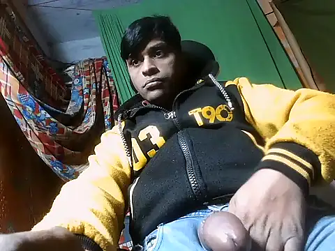 desiboy1101 online show from 01/12/25, 07:53