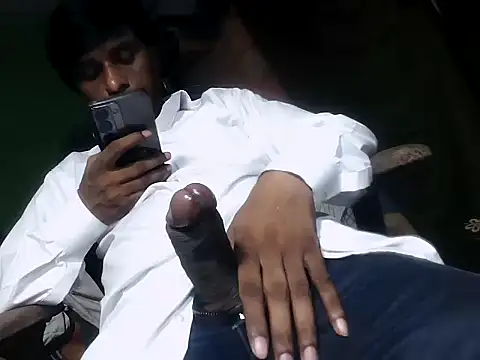 desiboy1101 online show from 09/28/25, 04:40