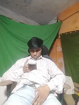 Snapshot of desiboy1101 chatting on 12/03/25, 03:36 desiboy1101 online show from 12/03/25, 03:36