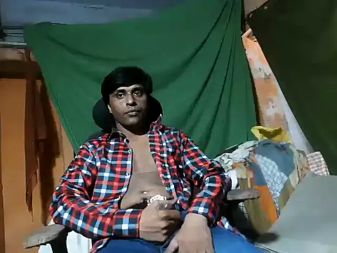 desiboy1101 online show from 05/24/26, 07:02