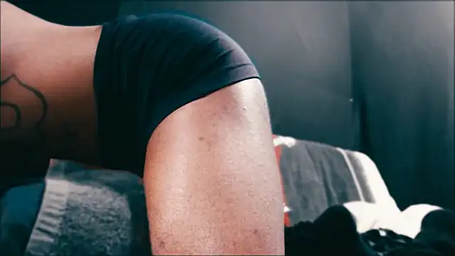 Snapshot of iBreakHeartz chatting on 12/06/24, 05:33 iBreakHeartz online show from 12/06/24, 05:33