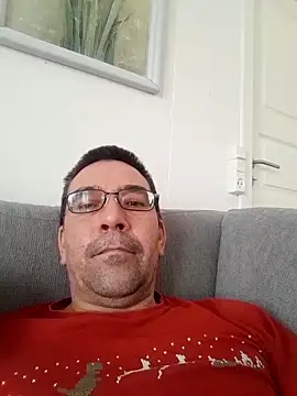Snapshot of dick81 chatting on 04/07/26, 10:15 dick81 online show from 04/07/26, 10:15