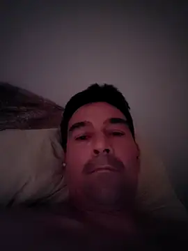 Snapshot of dick81 chatting on 06/09/26, 11:27 dick81 online show from 06/09/26, 11:27