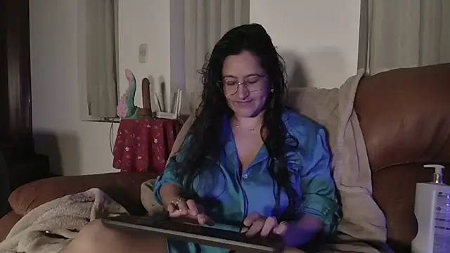 DeesseLuxure online show from 10/02/25, 07:04