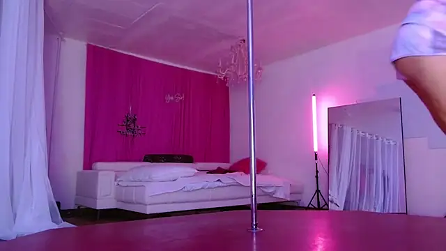 Sweet-Ginger online show from 10/02/25, 09:33