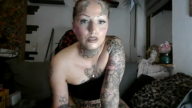 RoxxyInk online show from 02/22/26, 09:24
