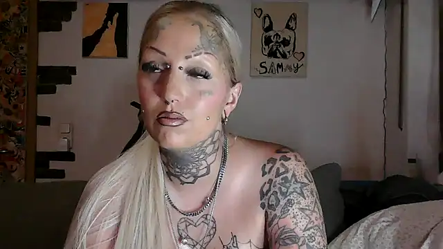 RoxxyInk online show from 07/20/26, 11:51