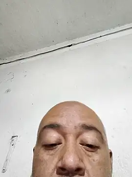 GeorgeVergaGrues online show from 10/16/25, 02:45