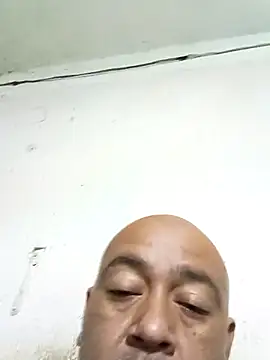 GeorgeVergaGrues online show from 11/04/25, 01:59