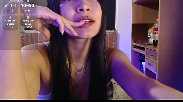 evolet01 online show from 08/02/26, 04:00