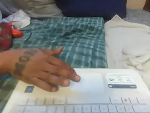 Snapshot of SAVAGELIFE31 chatting on 01/04/25, 11:43 SAVAGELIFE31 online show from 01/04/25, 11:43