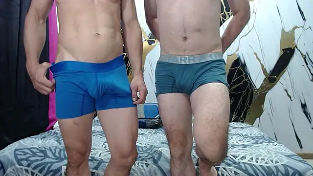 Snapshot of BruceAnRobin chatting on 10/06/25, 11:02 BruceAnRobin online show from 10/06/25, 11:02