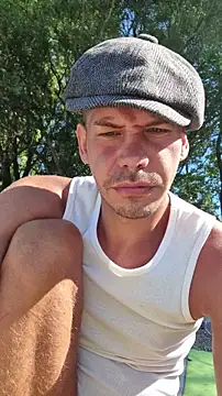 Snapshot of viraglaci18@xh chatting on 09/21/25, 10:17 viraglaci18xh online show from 09/21/25, 10:17