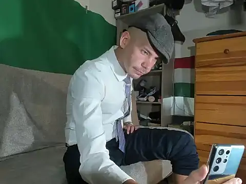 Snapshot of viraglaci18@xh chatting on 10/18/25, 02:29 viraglaci18xh online show from 10/18/25, 02:29