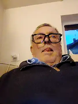 Corref online show from 10/28/25, 05:04