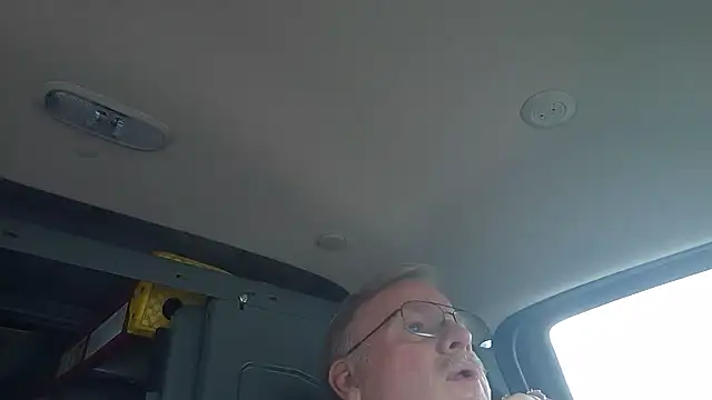 Snapshot of noonfun@xh chatting on 10/03/25, 07:22 noonfunxh online show from 10/03/25, 07:22