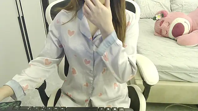 Hanako love online show from 01/05/25, 04:06