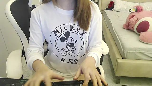 Hanako love online show from 01/07/25, 03:33