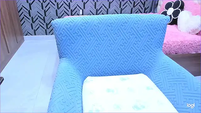 Snapshot of Toyota_Motor_Corporation chatting on 11/12/25, 11:14 Toyota Motor Corporation online show from 11/12/25, 11:14