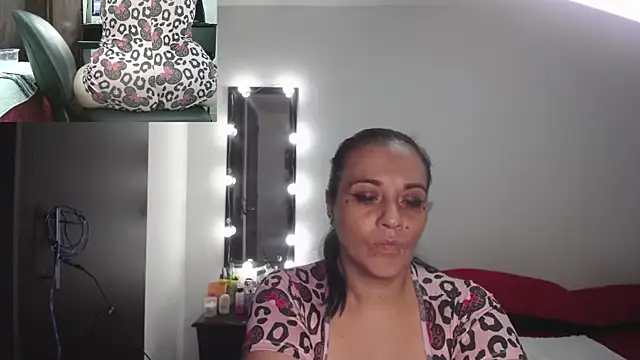 zoe hotxxx online show from 01/25/25, 12:06