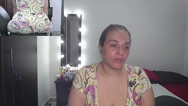 zoe hotxxx online show from 02/01/25, 02:13