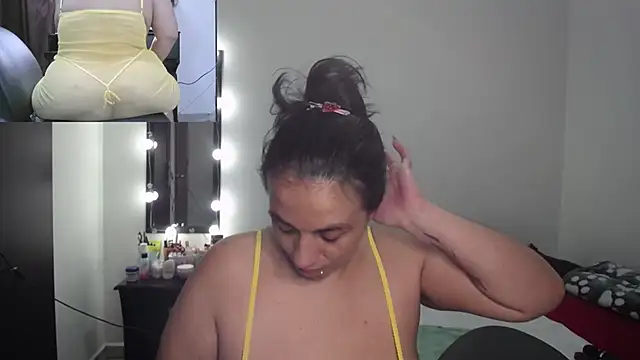 zoe hotxxx online show from 02/20/25, 12:19