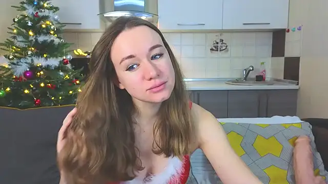 Snapshot of Naughty_Alice chatting on 12/28/24, 03:37 Naughty Alice online show from 12/28/24, 03:37