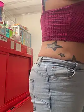 emilyjohanson online show from 12/03/25, 03:54