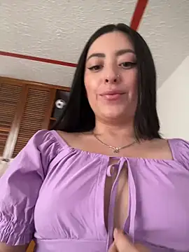 Sofhi corolinne31 online show from 12/31/24, 10:23