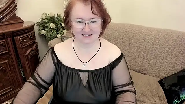leiamillersonn online show from 10/08/25, 06:38