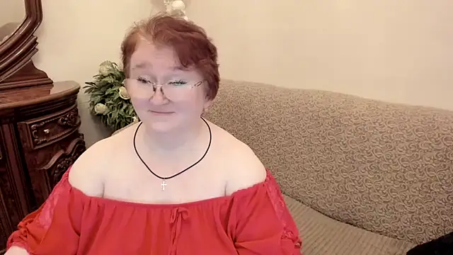 leiamillersonn online show from 10/20/25, 05:24