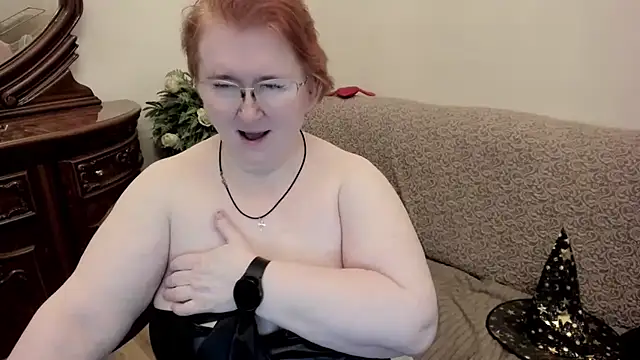 leiamillersonn online show from 11/01/25, 08:16