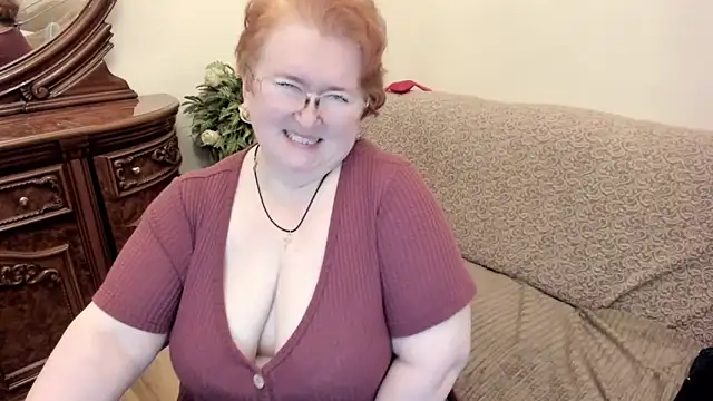 leiamillersonn online show from 11/05/25, 05:24