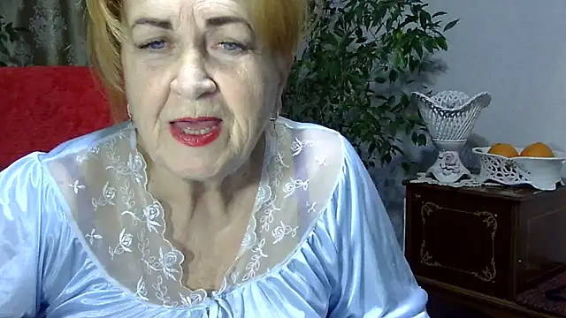 Emma52610 online show from 12/21/24, 05:18
