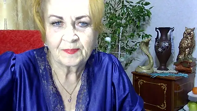 Emma52610 online show from 02/19/25, 11:49