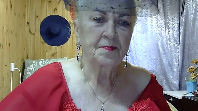 Snapshot of Emma52610 chatting on 10/18/25, 11:33 Emma52610 online show from 10/18/25, 11:33