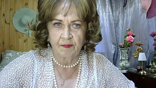 Emma52610 online show from 07/25/26, 04:37