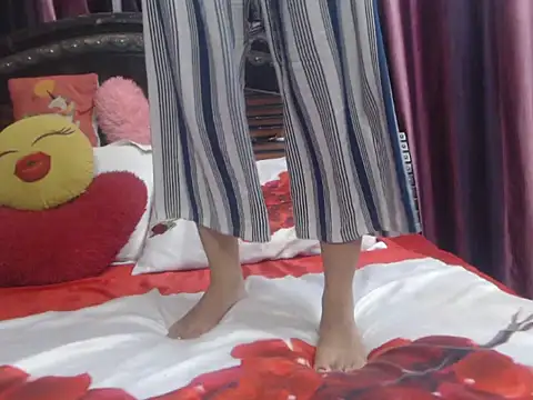 prettyindiandoll online show from 07/18/26, 06:17