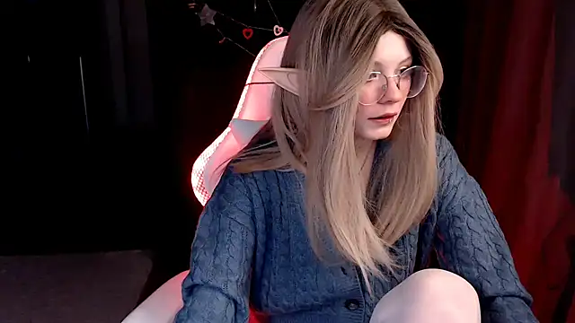 Snapshot of MissToree chatting on 02/25/25, 09:46 MissToree online show from 02/25/25, 09:46