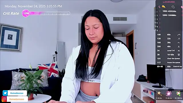 DannaaMeliza online show from 11/24/25, 02:06