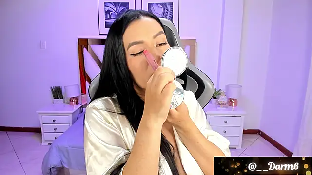 Lia Simons online show from 01/05/25, 06:24