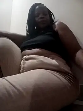 Snapshot of SQUITBOOTY chatting on 10/23/25, 07:23 SQUITBOOTY online show from 10/23/25, 07:23