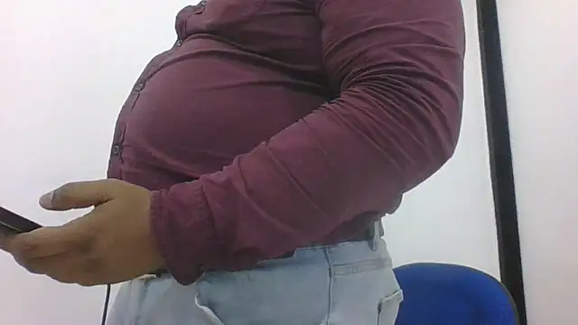 Snapshot of FatCockBoySL chatting on 10/21/25, 12:06 FatCockBoySL online show from 10/21/25, 12:06