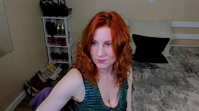 FoxySophia online show from 05/22/26, 06:24