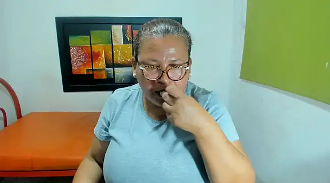 beckyummys online show from 02/28/25, 01:25