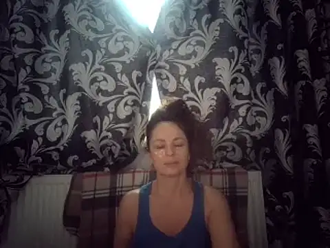 LindaStarS online show from 01/11/25, 06:24