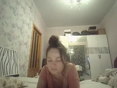 LindaStarS online show from 01/25/25, 06:13